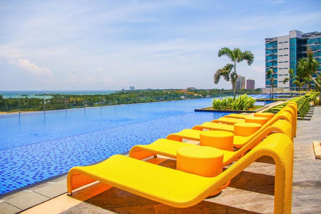 Mactan Newtown Cebu Affordable Suite! Lapu-Lapu City Esterno foto
